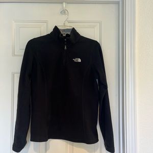 The  north face sweatshirt size small